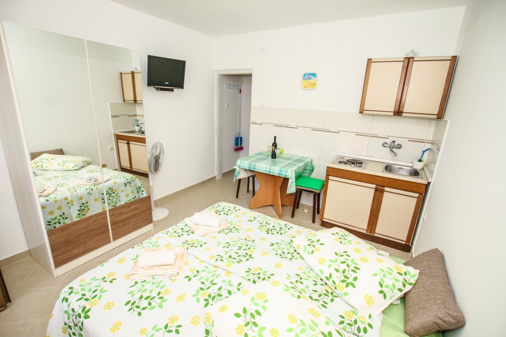 Sendi Poreč Exterior foto